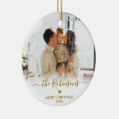 Modern Gold Script Familiefoto Vrolijk Kerstfeest Keramisch Ornament (Rechts)