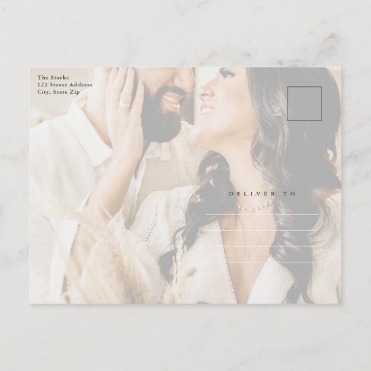 Modern Gold Script Photo Collage Weddenschap Harte Briefkaart (Achterkant)