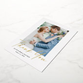 Modern Gold Script Photo Weddenschap Hartelijk dan Folie Feestdagenkaart (Gedraaid)