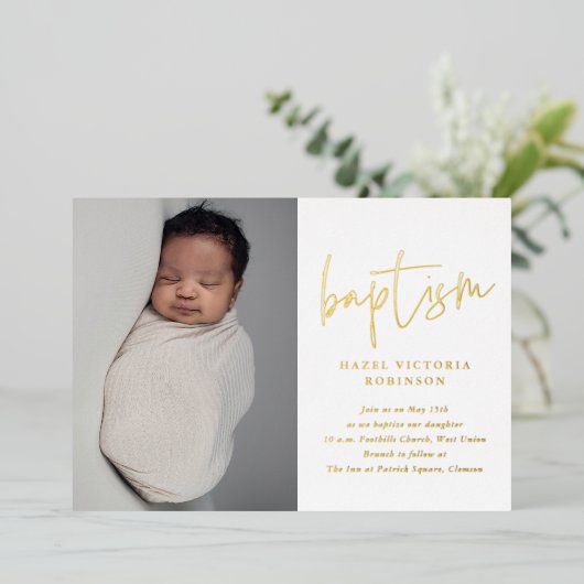 Modern Gold Script Religious Baptism & Christening Folie Uitnodiging (Staand Voorkant)