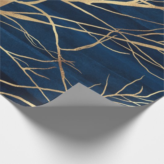 Modern Gold Tree Silhouette Minimumblauw ontwerp Cadeaupapier (Hoek)