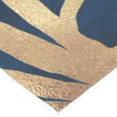 Modern Gold Tree Silhouette Minimumblauw ontwerp Medium Tafelloper (Hoek)