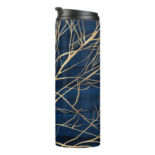 Modern Gold Tree Silhouette Minimumblauw ontwerp Thermosbeker (Geroteerd rechts)