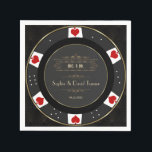 Modern Goud Casino Poker Chip Bruiloft  Servet<br><div class="desc">Ons ontwerp bevat een uniek pokerchipontwerp versierd met namaakgoud voor een luxe uitstraling,  speelkaartkleur,  een gouden Art Deco-patroon op zwart als achtergrond. Gebruik de personalisatietool om uw informatie toe te voegen. Ga voor meer naar mijn Poker Casino Collectie</div>