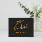 Modern Goud Handschrift Zwart Save the Date Aankondigingskaart (Staand voorkant)