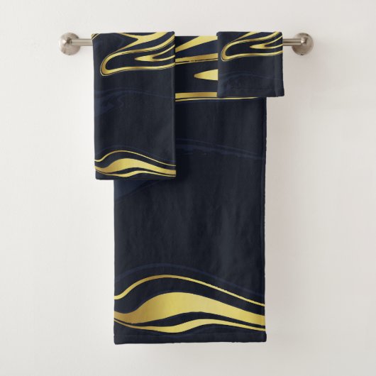 Modern Goud Marmer Donkerblauw Elegante Strepen Bad Handdoek (Insitu)