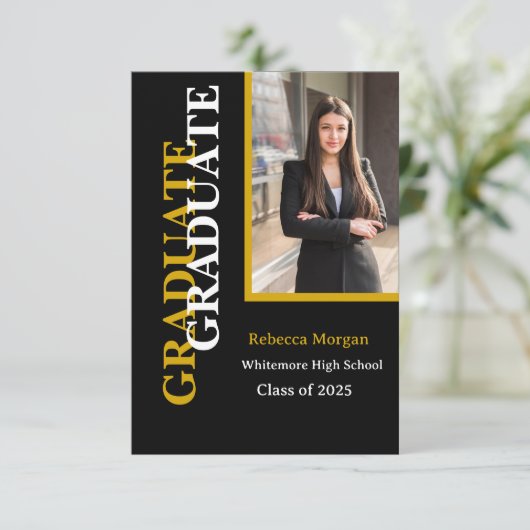 Modern Goud Zwart QR code Foto Afstuderen Kaart (Staand voorkant)