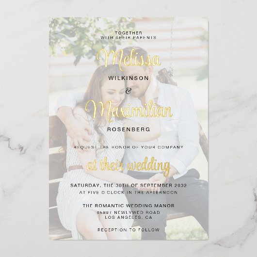 Modern gouden script 2 foto's bruiloft folie uitno folie uitnodiging (Voorkant)