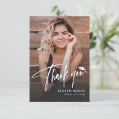 Modern Grad Cap Script Simple Photo Graduation Bedankkaart (Staand voorkant)