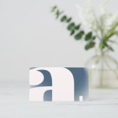 Modern Gradient Blur Noise Letter Grijs Blauw Visitekaartje (Staand voorkant)