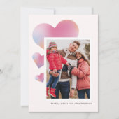 Modern Gradient Hearts Valentijnsdag Foto Feestdagenkaart (Voorkant)