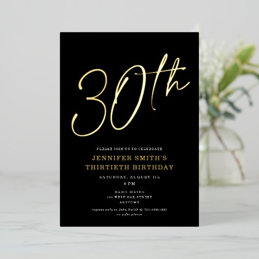 Modern grafisch script Dertigste 30e verjaardag Folie Uitnodiging (Staand Voorkant)