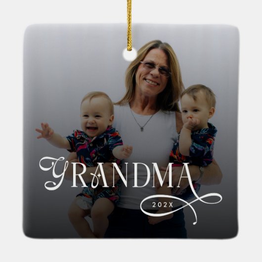 Modern Grandma Photo Personalized Keramisch Ornament (Achterkant)