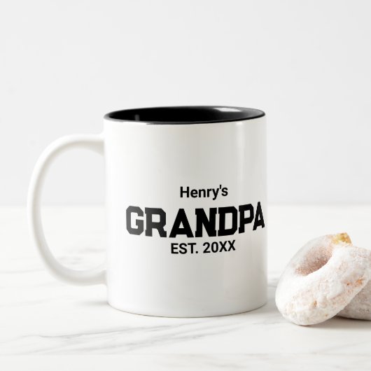 Modern Grandpa Established Est. Name Year Tweekleurige Koffiemok (Met donut)