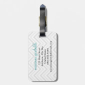 Modern Gray and White Chevron Personalized Bagagelabel (Achterkant verticaal)