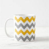 Modern Gray en Goldenrod Chevron Pattern Koffiemok (Links)