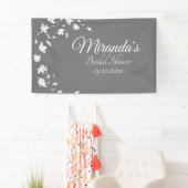 Modern Gray & White Floral Vrijgezellenfeest Spandoek (Insitu)