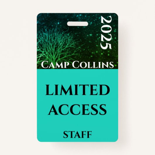 Modern Green and Blue Rustic Camp Staff Badge (Voorkant)