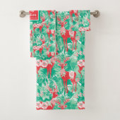 Modern green and magenta Christmas preppy towel Bad Handdoek (Insitu)