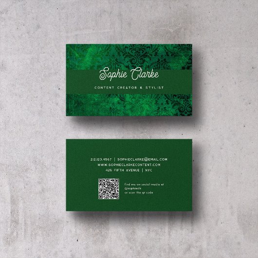 Modern Green | Elegant script met QR-code Visitekaartje