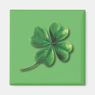 Modern Green Irish Shamrock Magneet