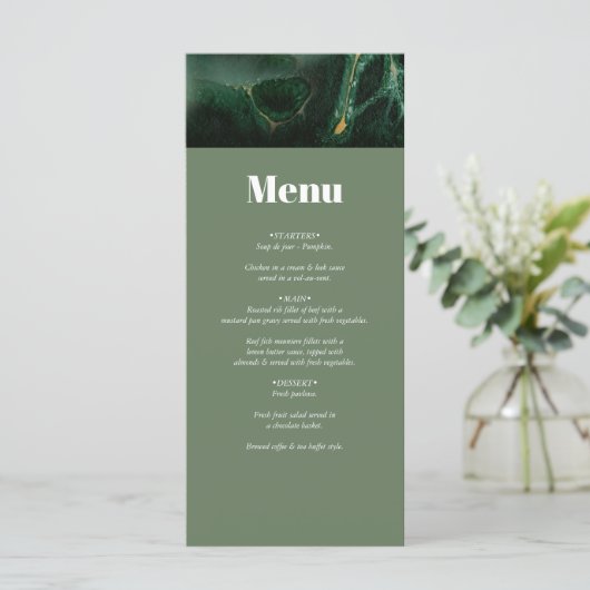 Modern Green Marble Monogram Wedding Menu (Staand voorkant)