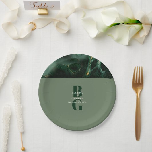 Modern Green Marble Monogram Wedding Papieren Bordje (Huwelijk)