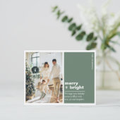 Modern Green “Merry + Bright” Christmas Photo Briefkaart (Staand voorkant)