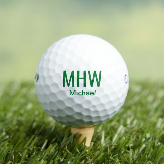 Modern Green Monogrammed Golfballen (Insitu Shirt)