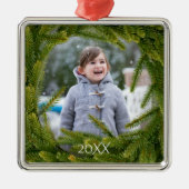 Modern Green Pine Wreath Overlay Foto Metalen Ornament (Voorkant)