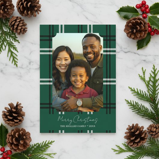 Modern Green Plaid Family Photo Holiday Greeting Kaart