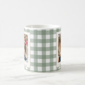 Modern Green Plaid Vakantie Familie Foto Kerstmis Koffiemok (Center)