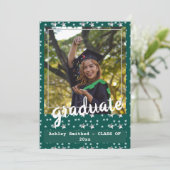 Modern Green Stars Foto Lijst Afstuderen Invitati Kaart (Staand voorkant)
