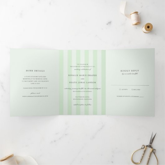 Modern Green Stripes Elegant Wedding Drieluik Uitnodiging (Binnen)