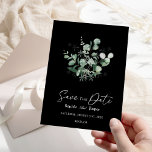 Modern Greenery Black Wedding Save the Date<br><div class="desc">Deze moderne zwarte bruine bruiloft biedt een gebruiksvriendelijke combinatie en past de coördinerende stijlen in zwart-wit aan met delicate greenery-elementen, waardoor de brutale bloei rond eenvoudige, geavanceerde typografie en een heerlijk, minimaal kalligrafiescript mogelijk wordt. De waterverf eucalyptus en andere botanische bladeren zijn prachtig doorheen, met donkere smaragd in een ombre-effect...</div>