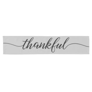 Modern Grey Black Thankful script Thanksgiving Korte Tafelloper