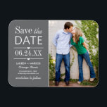 Modern Grey Hearts Weddenschap Foto bewaart datum Magneet<br><div class="desc">Moderne foto slaat het design van de datummagneet op met gemengde typografie met scalloped edging en hartaccenten. Geef je trouwgegevens een persoonlijk tintje en een favoriete foto van je verloving.</div>