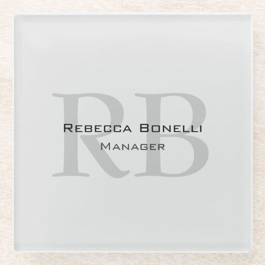 Modern Grey Monogram Manager Voeg Naam Initialen t Glazen Onderzetter (Voorkant)