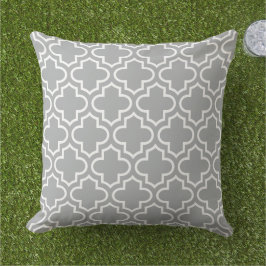 Modern Grey Moroccan Quatrefoil Pattern Buitenkussen