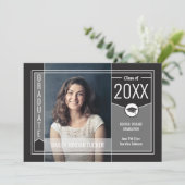 Modern Grey Stripes Afstuderen Foto Afstuderen Aankondiging (Staand voorkant)