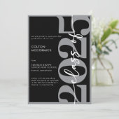 Modern Grey Typography Afstuderen aangekondigd Kaart (Staand voorkant)