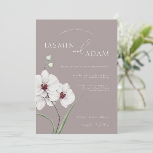 Modern Grey White Orchids Initialen Bloemenbruilof Kaart (Staand voorkant)