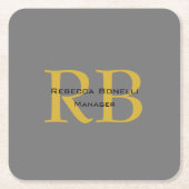 Modern Grijs Goud Kleur Monogram Naam toevoegen In Kartonnen Onderzetters (Voorkant)