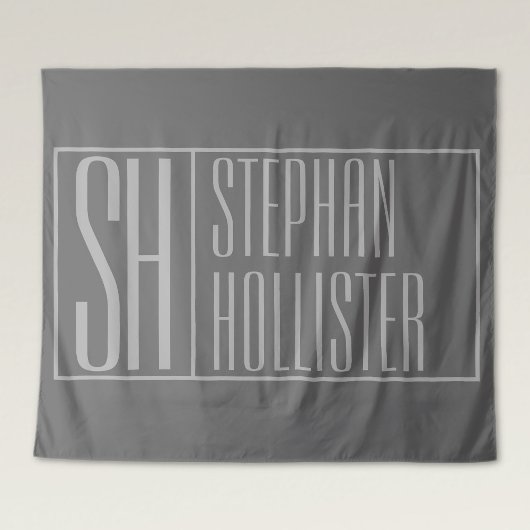 Modern, grijs op donkergrijs, Initialen en naams L Wandkleed