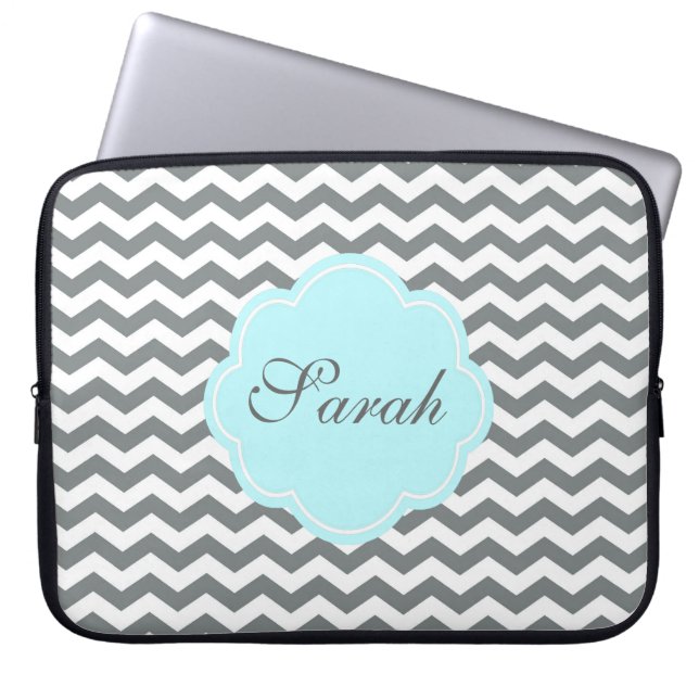 modern grijs wit chevron monogram laptop sleeve (Voorkant)