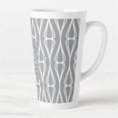 Modern grijs-wit patroon monogram latte mok (Rechts)
