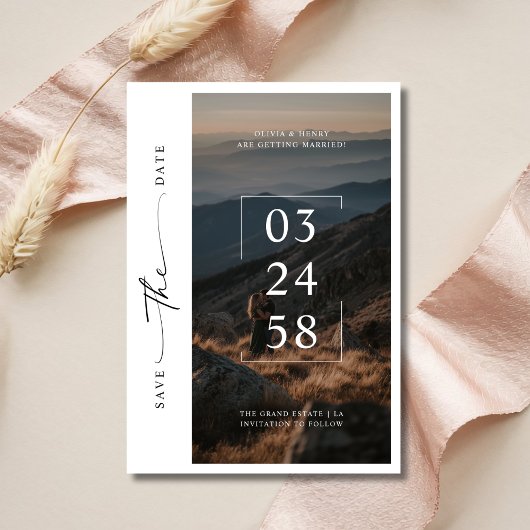Modern grillig script Romantische foto budget brui Save The Date
