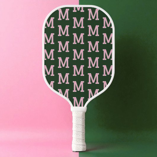 Modern groen en roze initiaal monogram patroon pickleball paddle