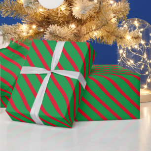 Modern groen rood diagonaal streep patroon Kerstmi Cadeaupapier