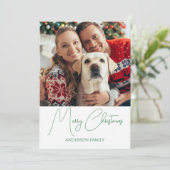 Modern Groen Script Prettig Kerstmis Foto Feestdagenkaart (Staand voorkant)